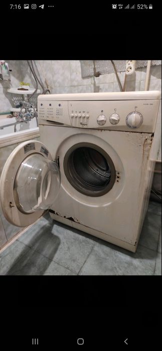 Стиральная машина Wirpool (рабочая)