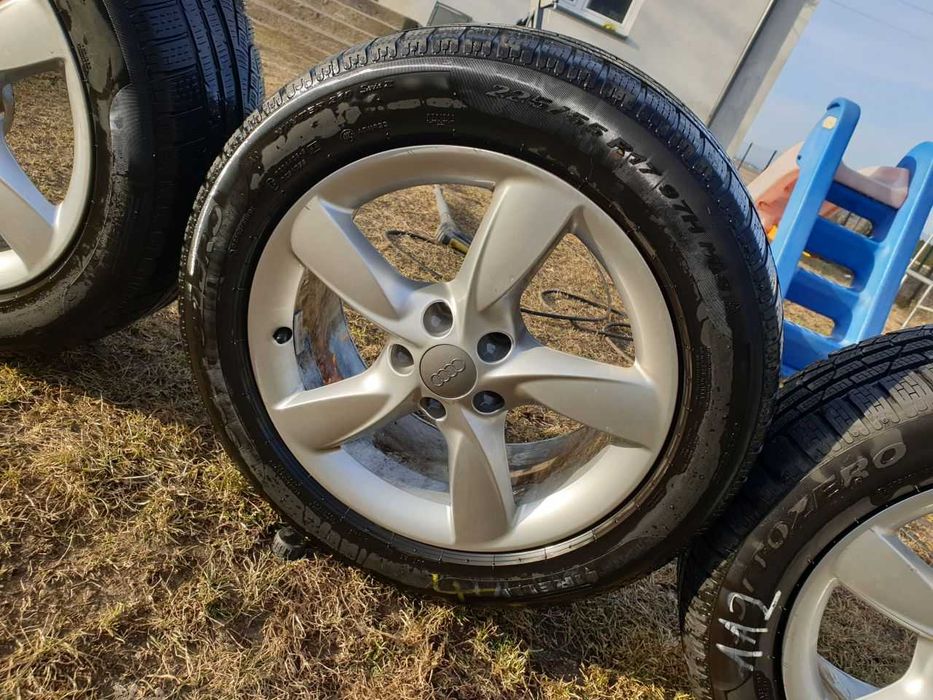 Felgi aluminiowe Audi R17 5x112 opony zimowe 225/55R17