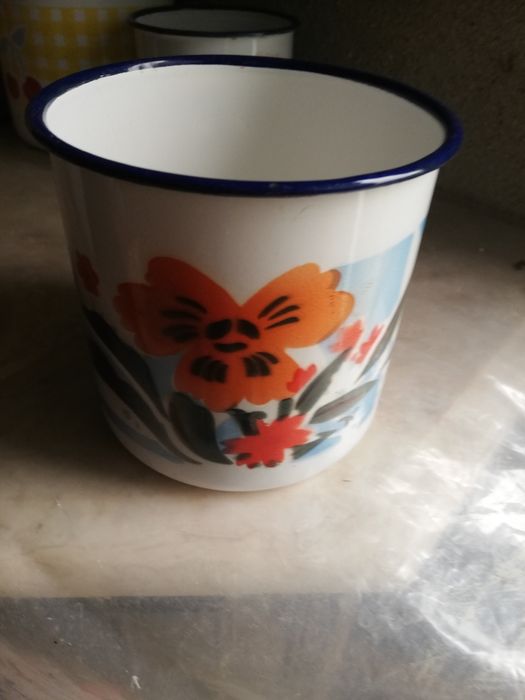 Galheteiros antigos/peças esmalte.