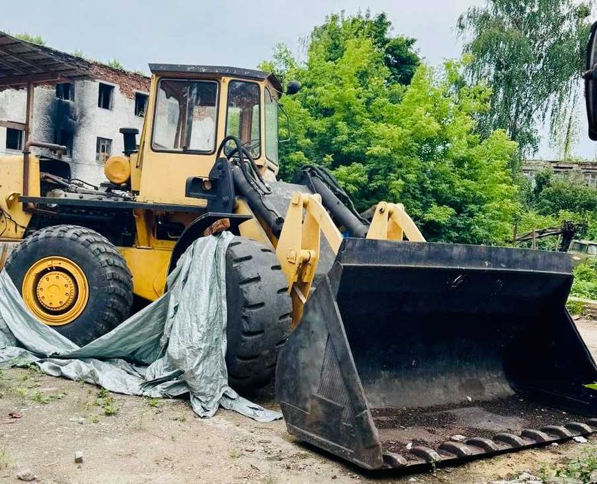 ПРОДАЖ ТЕХНІКИ , трактори - 2 штуки