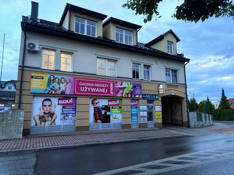 Do Wynajęcia Prestiżowy Lokal 220 m2 Centrum Buska Główna Ulica Witryny  Parking Parter