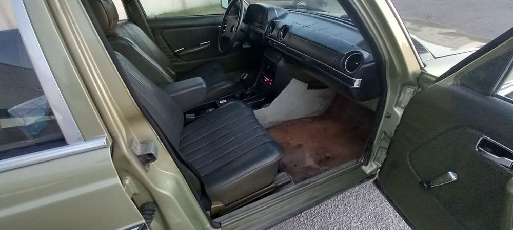 Mercedes Benz W123 300D