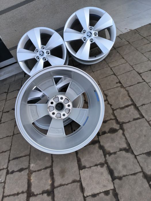 Диски оригінал Skoda r17 5x112