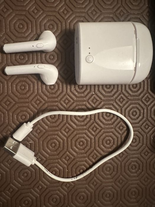 Fones I7S auriculares novos