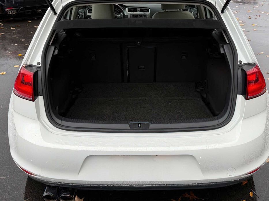 Volkswagen Golf      2015