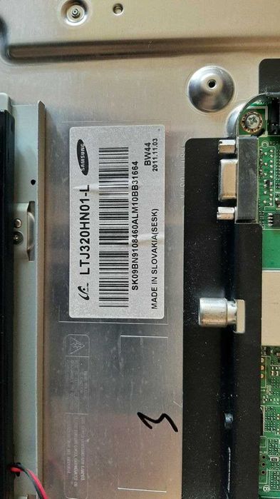 Продам Samsung UE32D5000 на запчасти,без материнської плати