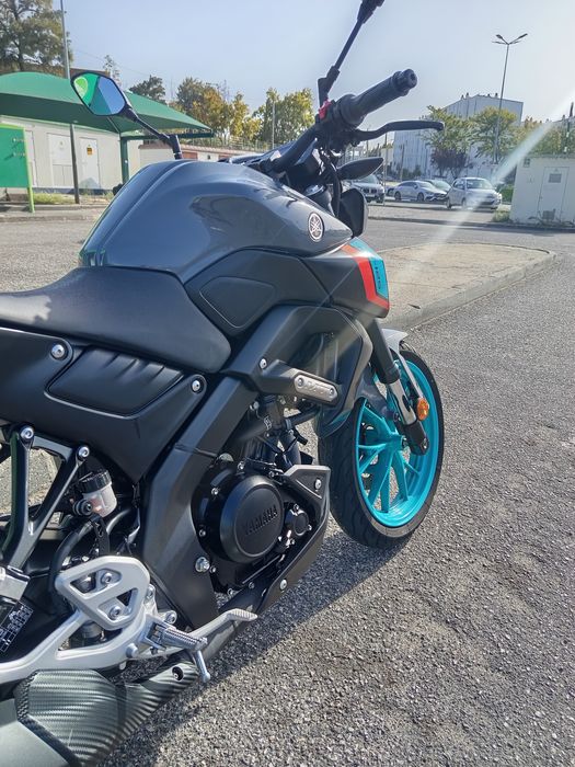 Vendo Yamaha mt-125cc como nova