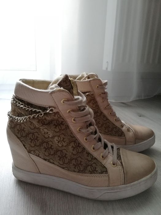 Guess furia sneakresy r. 38