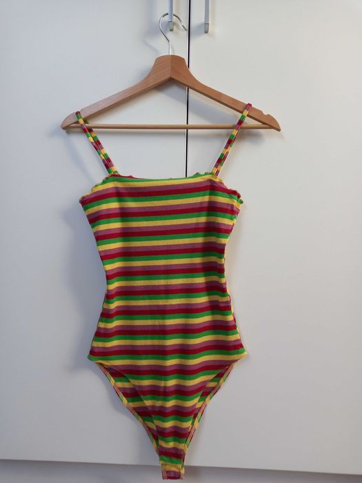 kolorowe body na ramiączkach