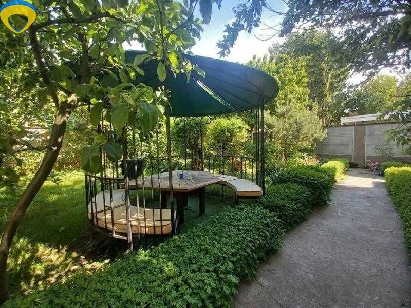 Продам стильный дом на Фонтане на ул. Костанди.