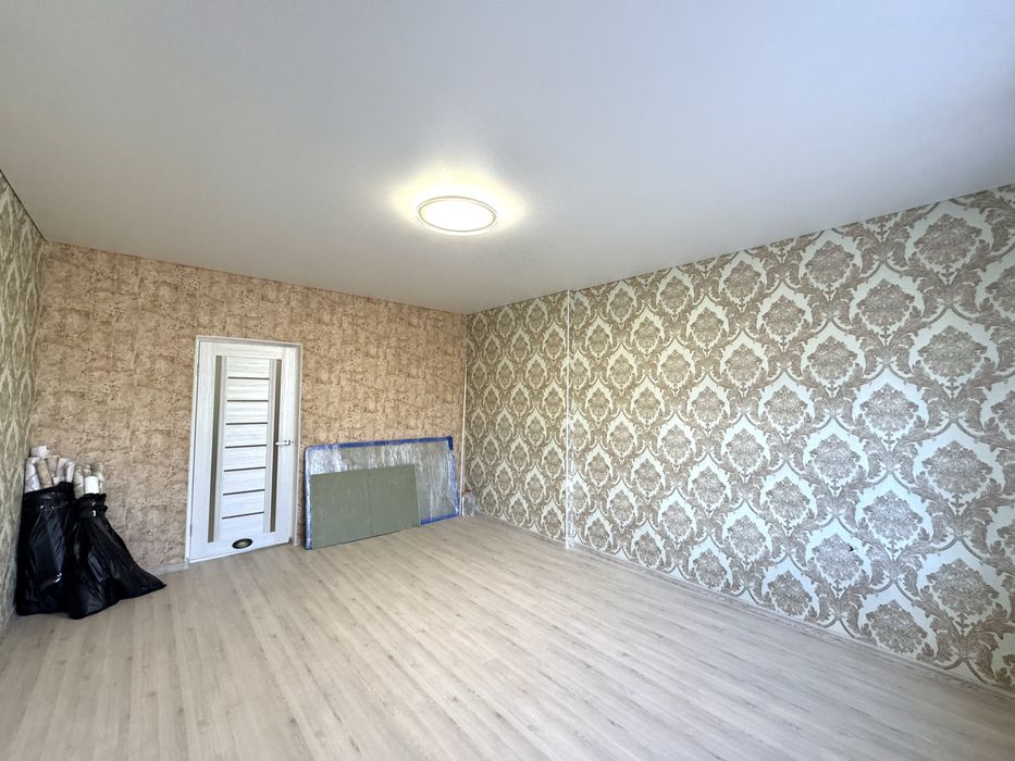 Продажа 3к в центре со своим гаражом