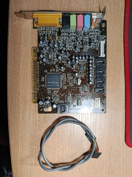 Звукова Карта Creative SB Live! 5.1 model SB0220 [чіп EMU10K1-JFF]