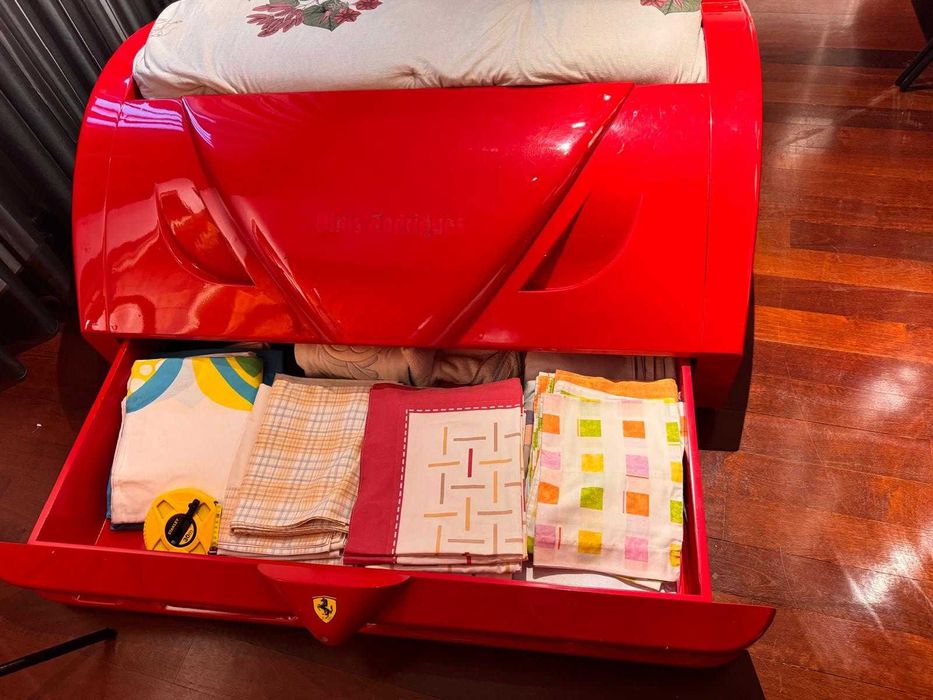 Cama Carro F1 tipo Ferrari