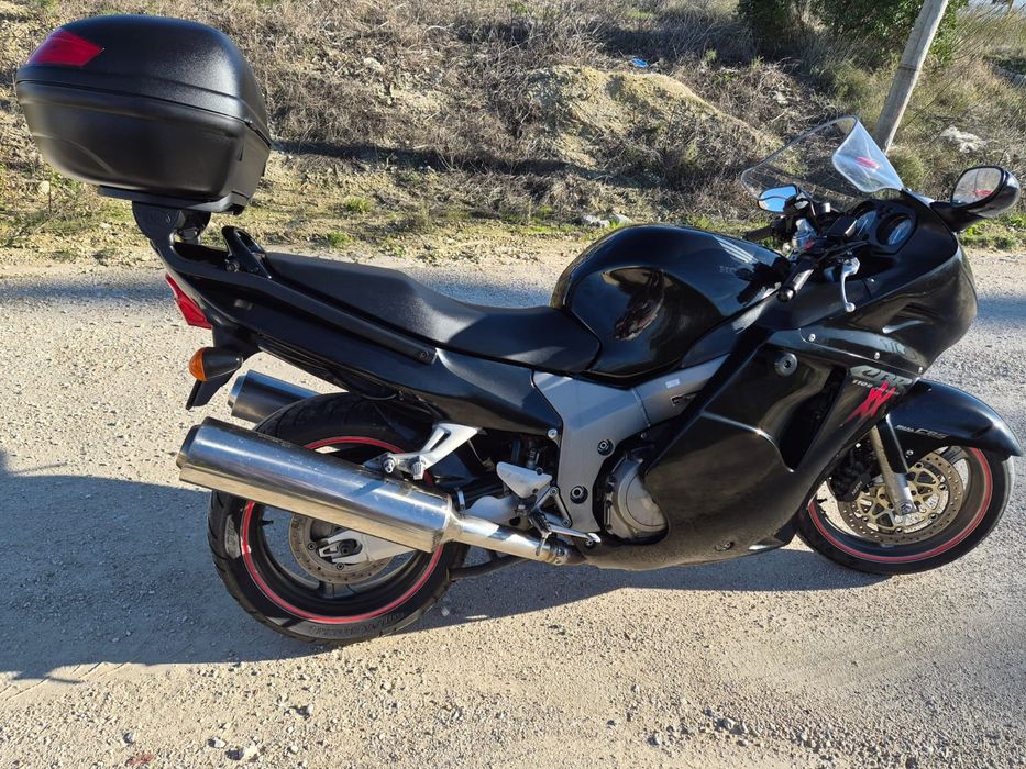 Honda Cbr 1100xx ano 2000 injeção