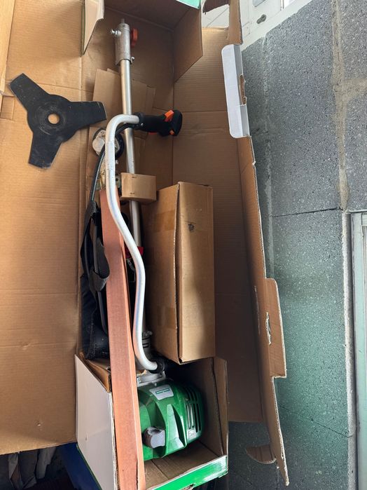 Roçadora usada 2 vezes