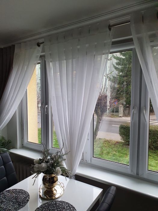 Dwa okna dwuskrzydłowe, drzwi balkonowe plus rolety ! Nowogard !