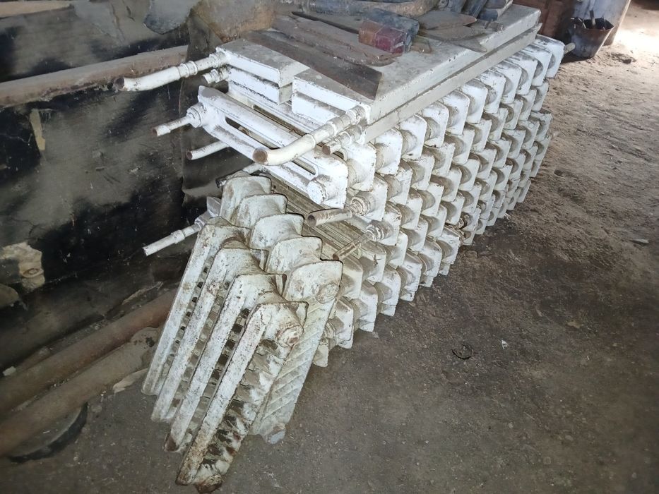 Батареї чугуни...