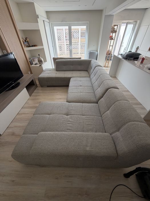 Sofa de sala cor taupe