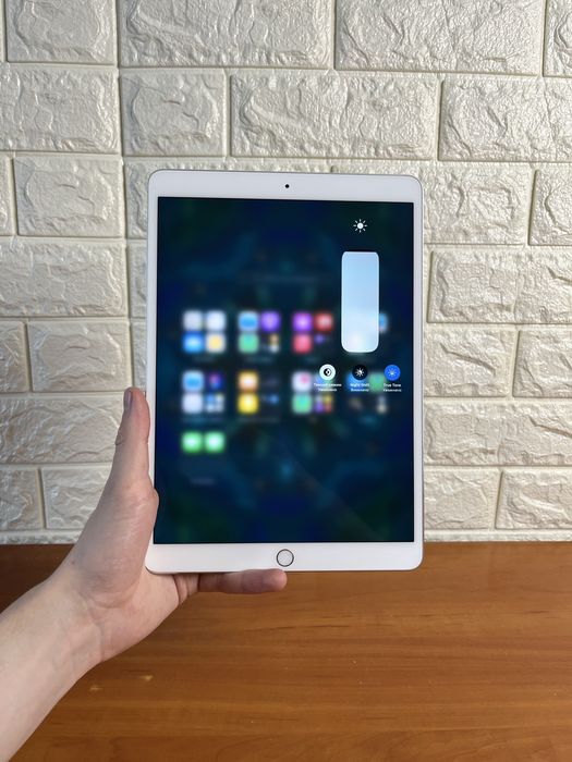 ipad pro 105 512 - купити планшети - Ціна на OLX.ua