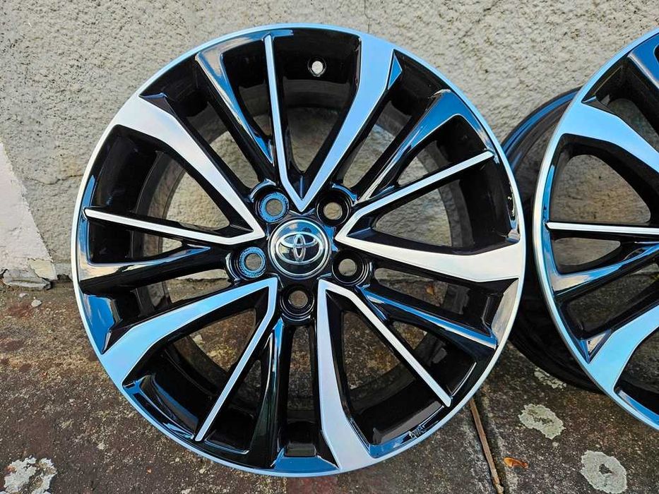 Felgi 17'' TOYOTA Avensis T29 T27 Verso Corolla Yaris Cross Auris C-HR LEXUS SUZUKI ORYGINALNE jak NOWE