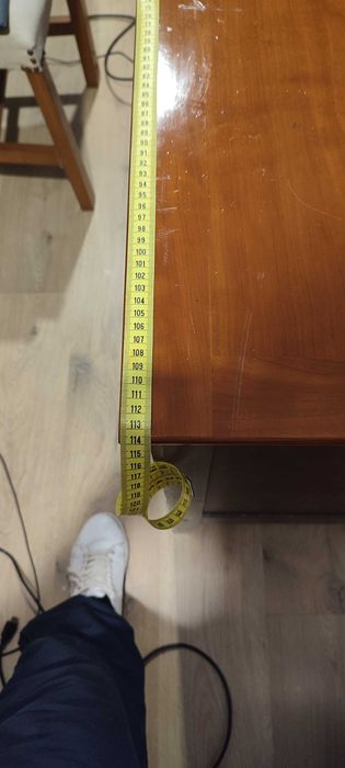 Móvel cor de cerejeira (sala/quarto/hall de entrada)