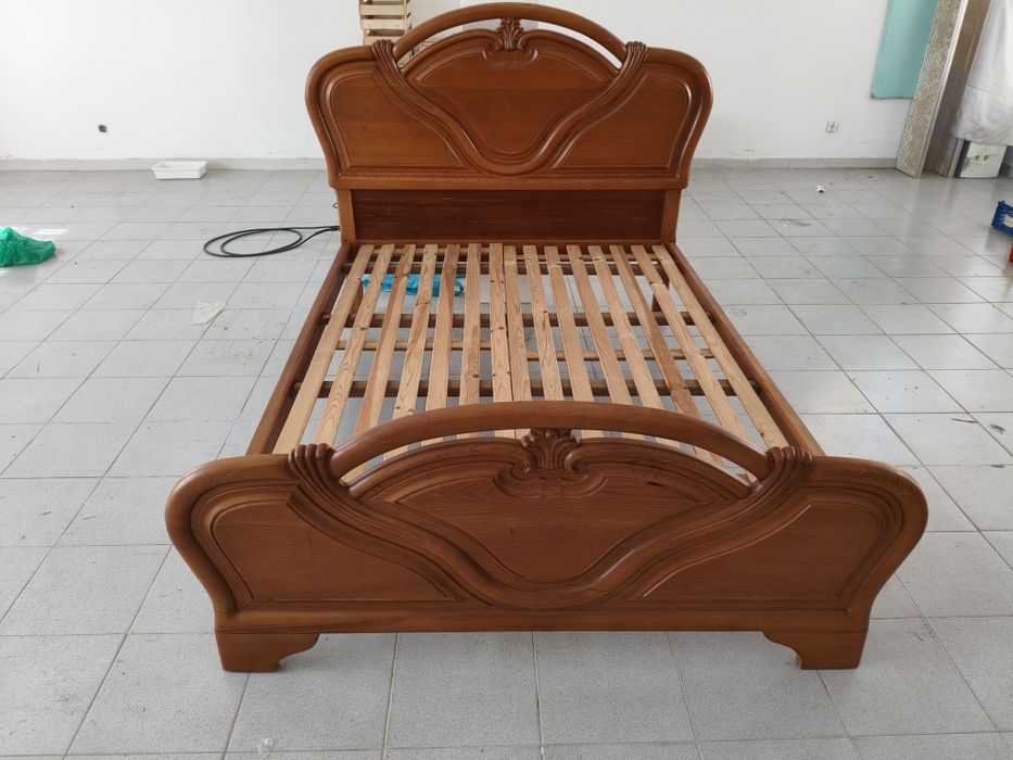 Cama de casal com colchão