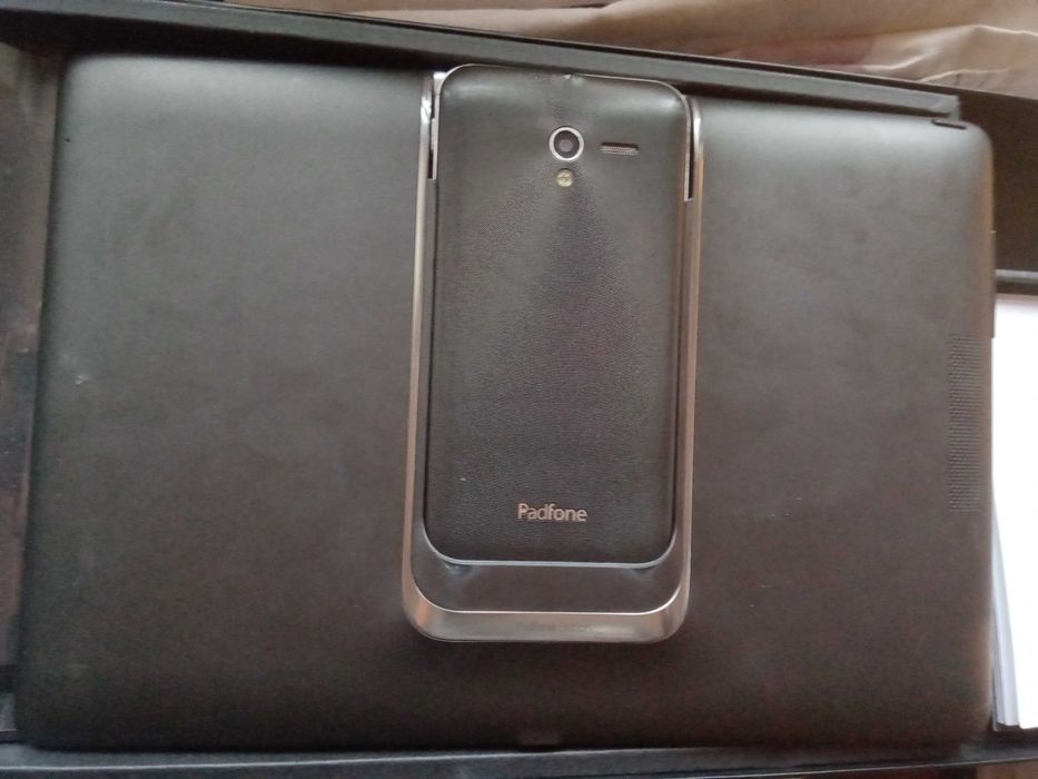Планшет Asus  padfone 2