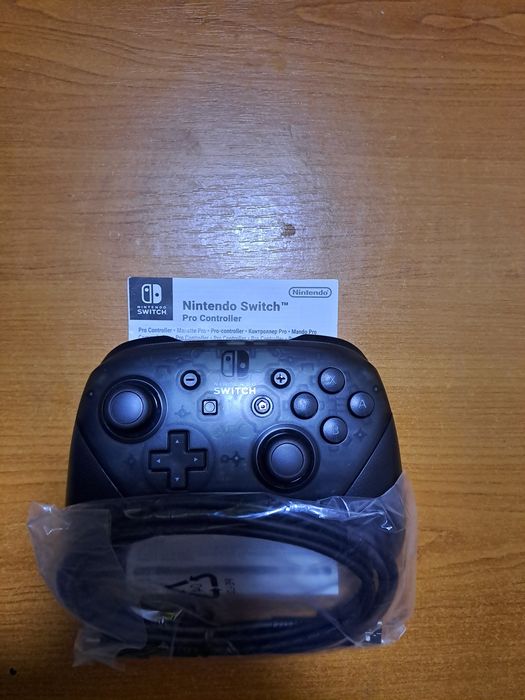 Nintendo Switch Pro Controller