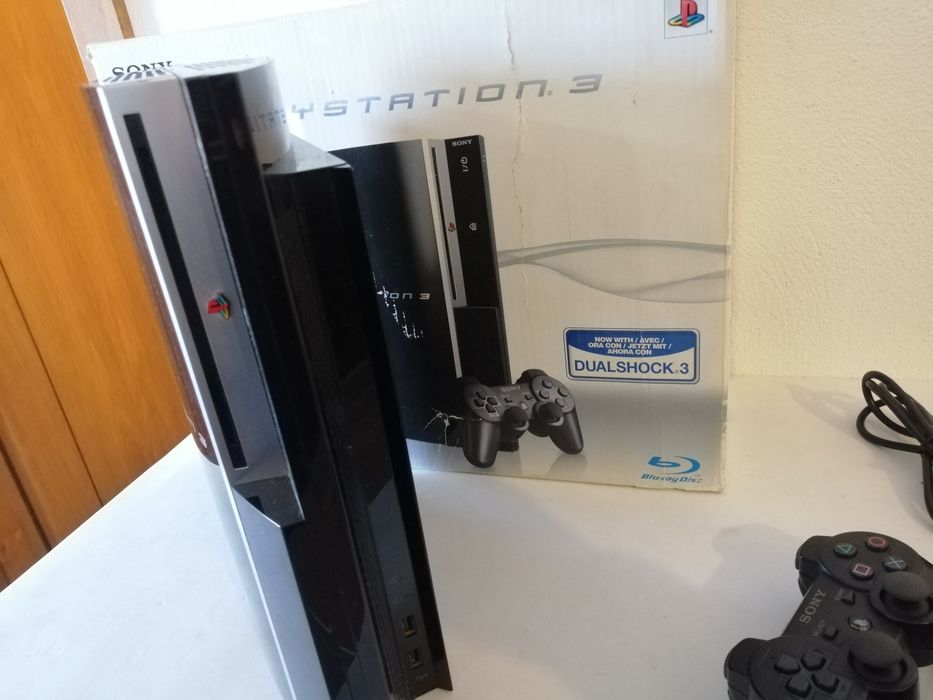 Playstation 3 fat em caixa