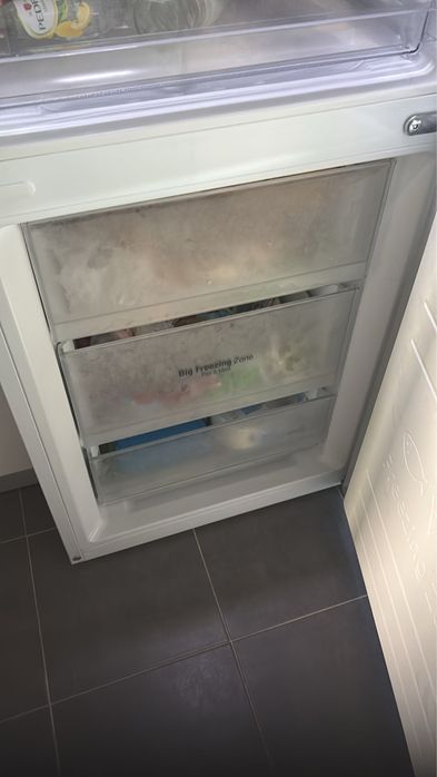 Frigorifico branco LG No Frost