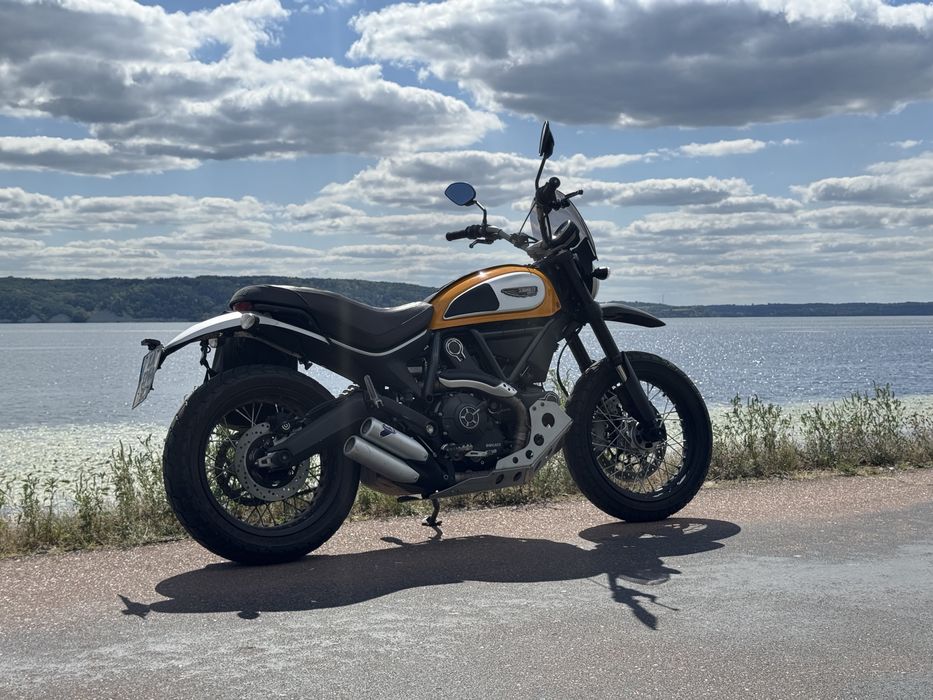 ducati scrambler