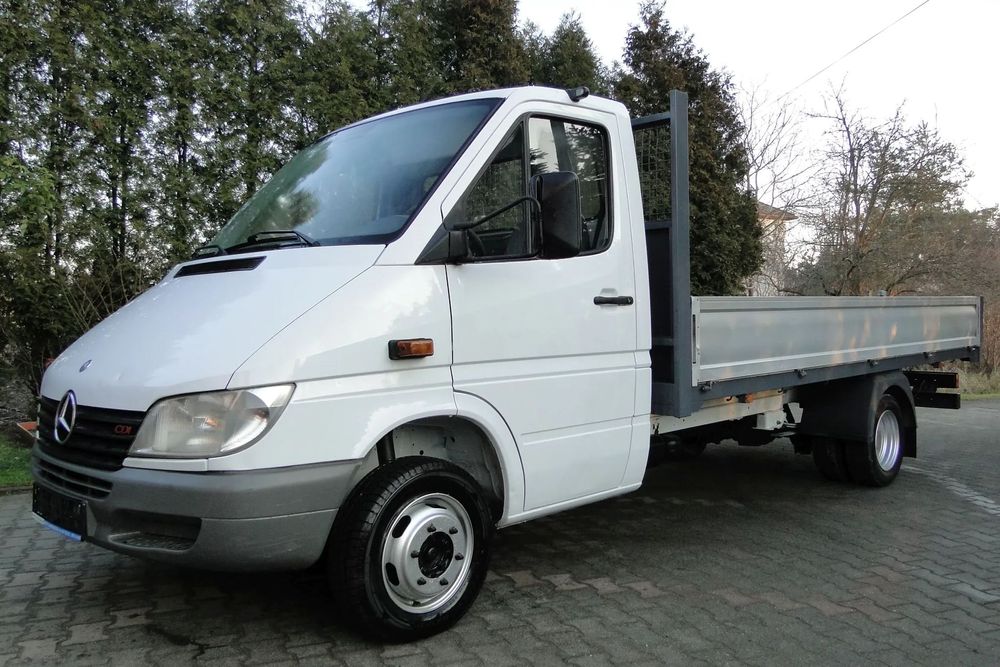 Mercedes-Benz Sprinter 411  skrzynia unikat stan import Włochy