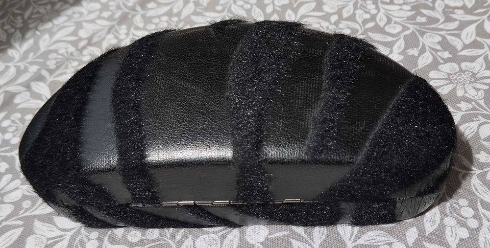 Жорсткий футляр GALLANT для окулярів