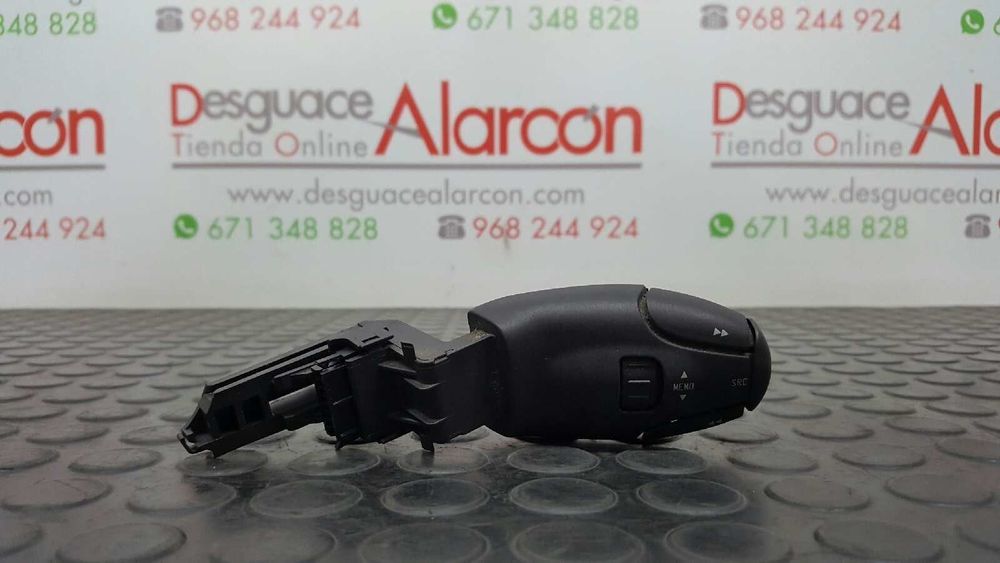 CONTROLE DO SISTEMA DE ÁUDIO / RÁDIO CD PEUGEOT 206+ BáSICO