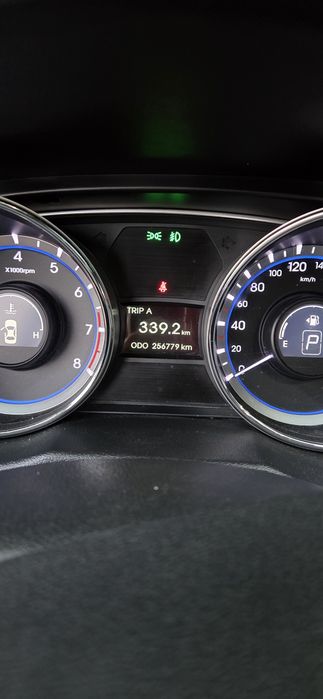 Hyundai Sonata 2011