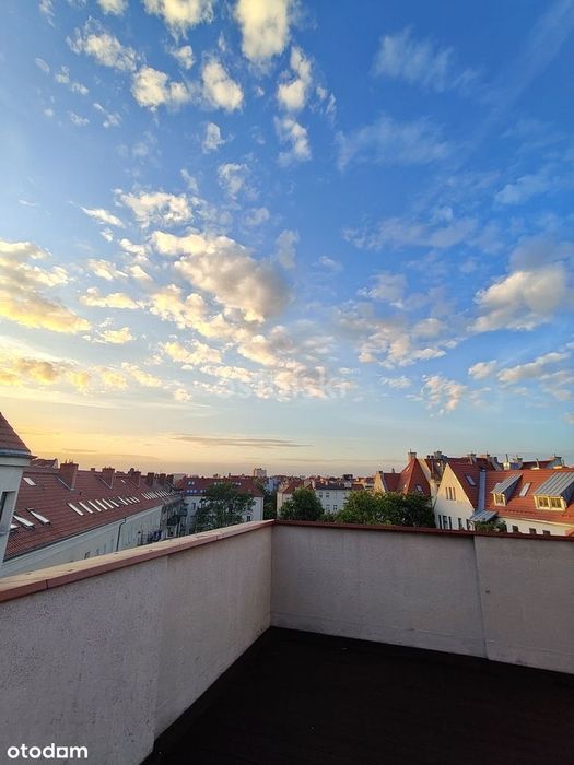 Oryginalny apartament z dużym tarasem