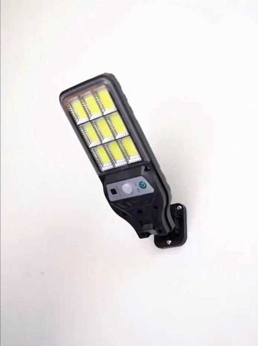 Luminária LED solar para exterior