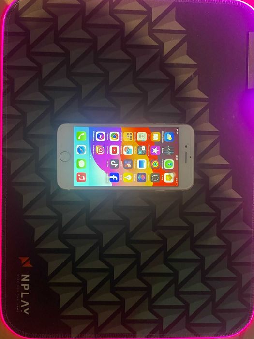 iPhone SE 2020 64gb