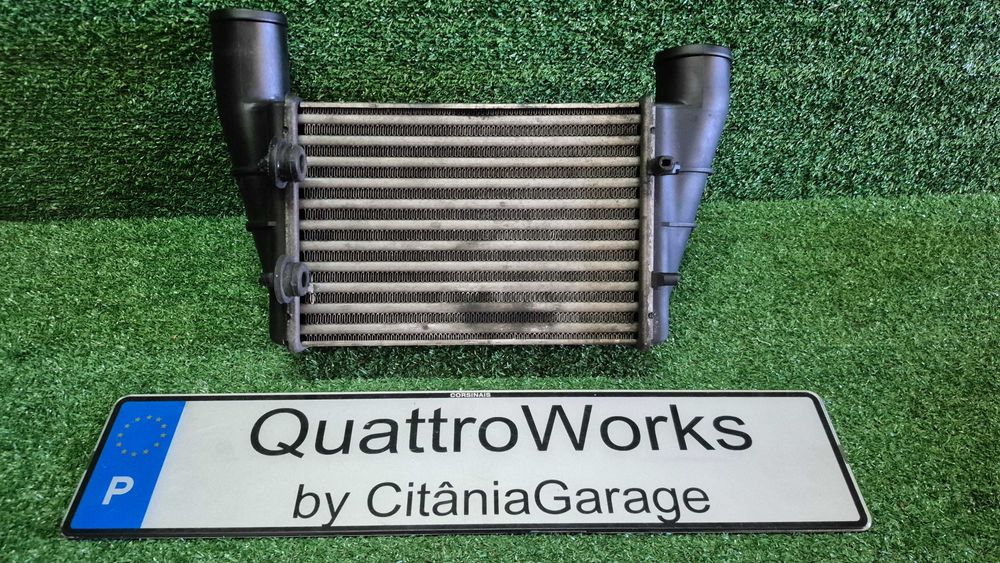 Intercooler Original Audi Volkswagen 1.8T 1.9 TDI Ref. 058.145805A em excelente estado