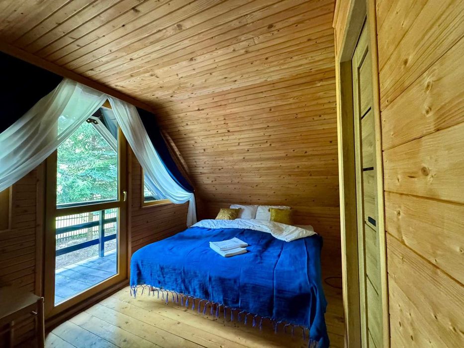 BIAŁY DOMEK – mały domek dla 9 osób z sauną, balią oraz jacuzzy