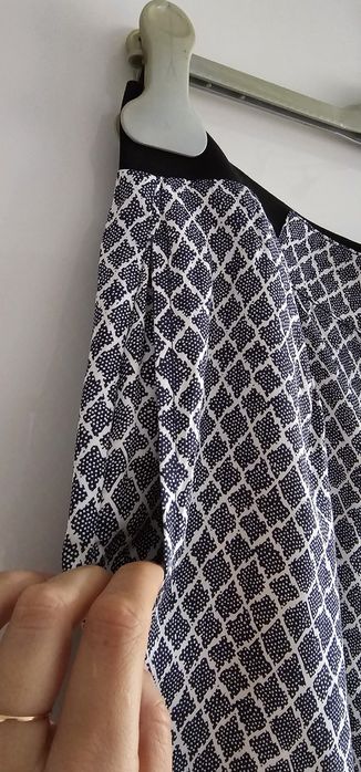 Granatowa biała spódnica 40 L  wiskoza cupro