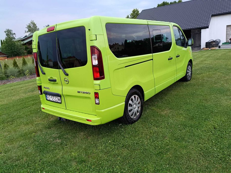 Opel Vivaro 1.6biturbo 9 os.