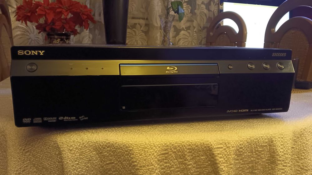 Sony str-da5000es ,bdp-s5000es black
