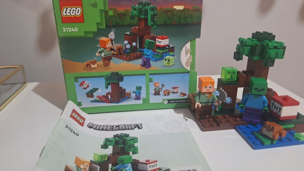 Zestaw LEGO 21240 minecraft