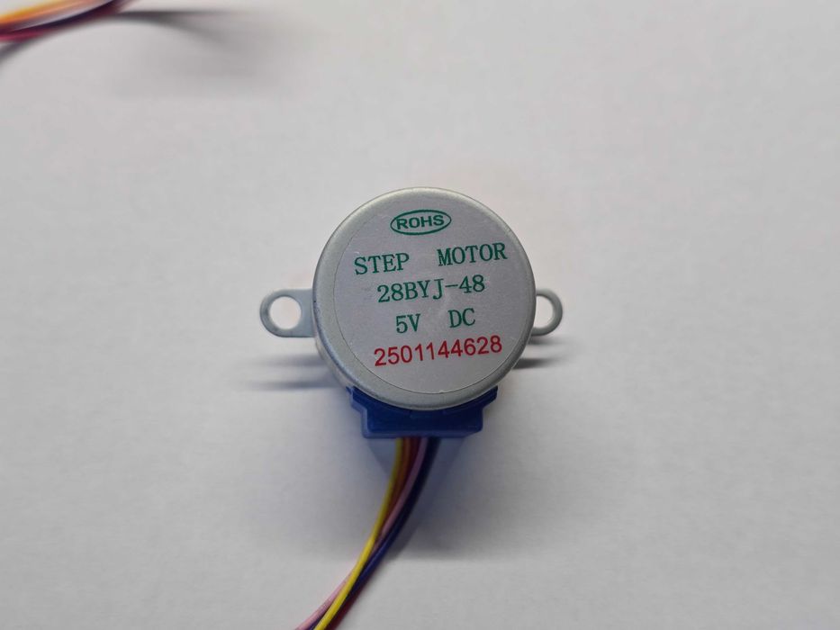 Набір для Arduino: UNO R3, Step Motor, Battery Box + бонус