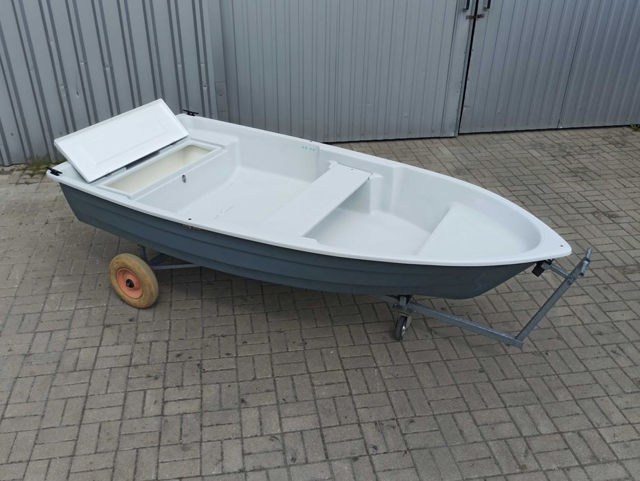 Łódka wędkarska, motorowo-wiosłowa AGATA 310, dwupłaszczowa, POLMIR