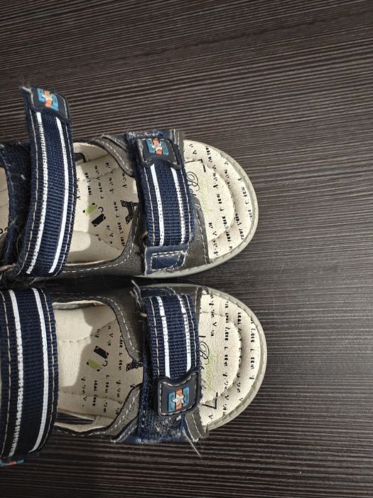 Sandały chłopięce dla chłopca 24