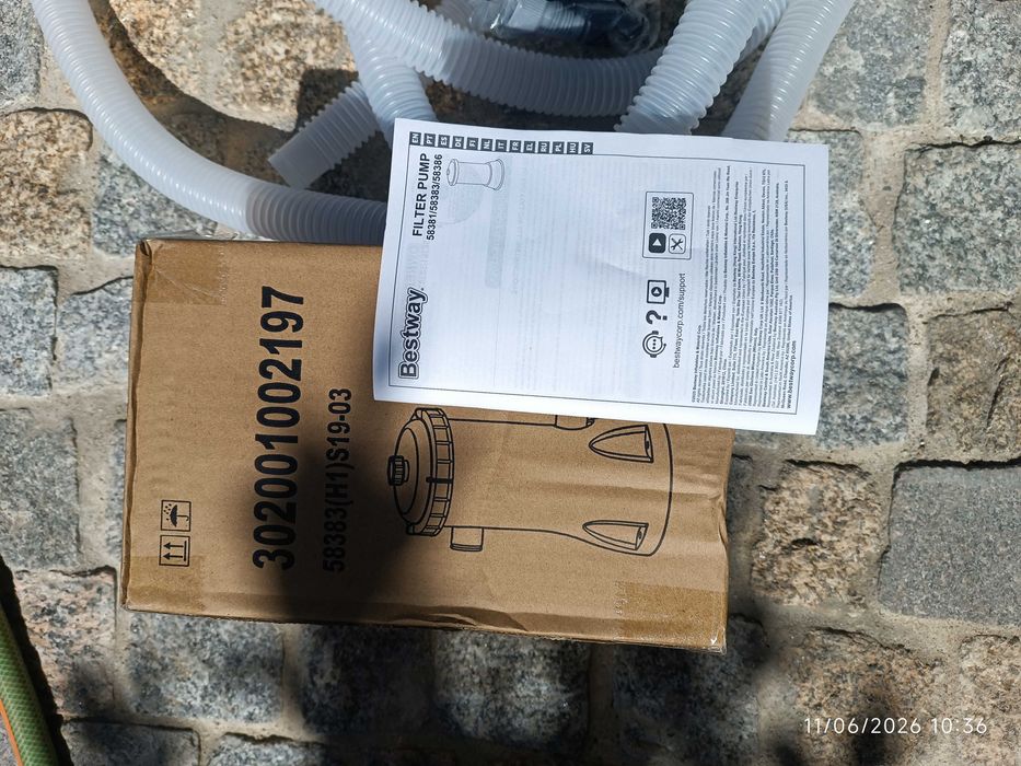 Bomba para filtrar água de piscina (nova)