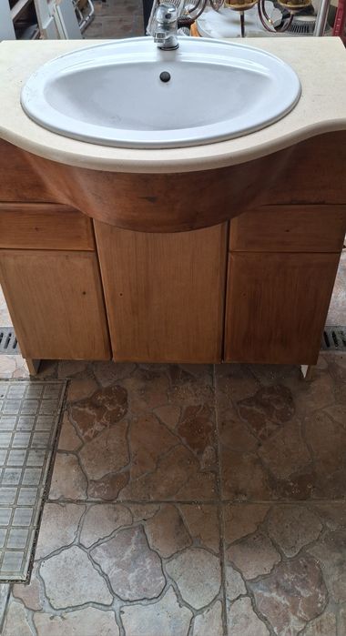 Movel de wc rustico