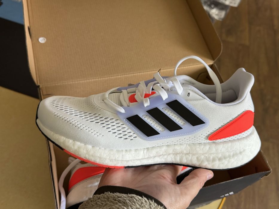 Оригінал 100% Adidas Pureboost 22 Running  Hq8589/25,5см, 26см,26,5см/